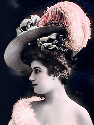 plumage-fashion-feather-hat-kavoukles-varnish-art-satire-comedy-humor